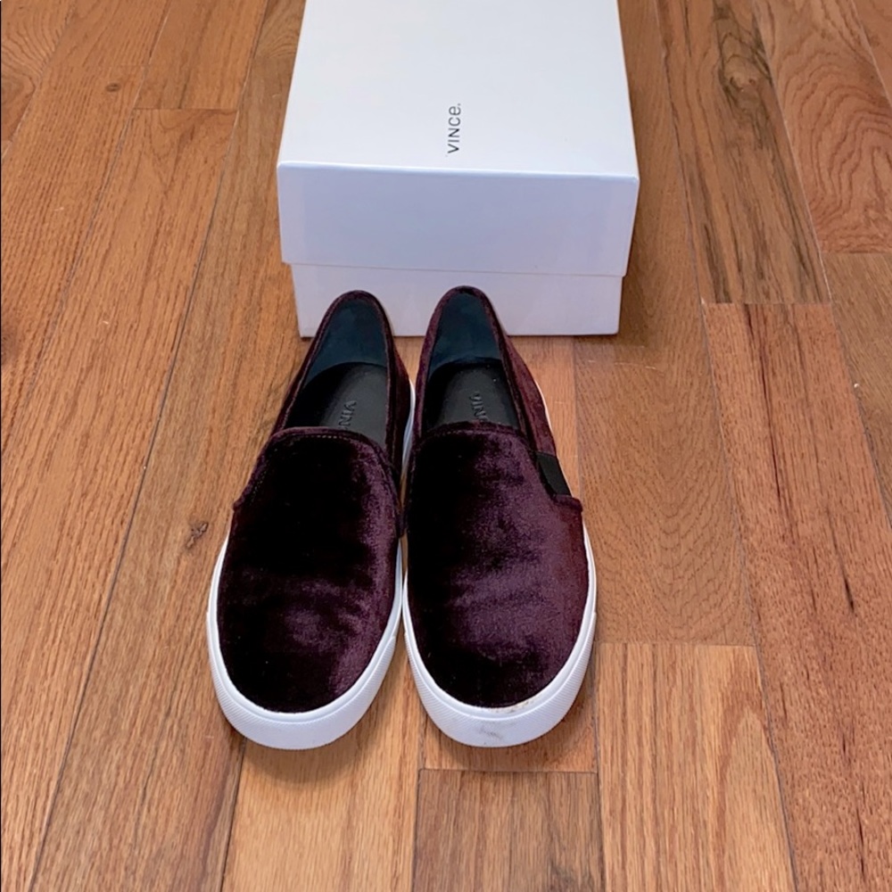 Velvet Blair-12 Slip-On Sneakers
